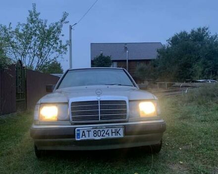 Бежевый Мерседес Е-Класс, объемом двигателя 2 л и пробегом 420 тыс. км за 1400 $, фото 14 на Automoto.ua