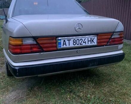 Бежевый Мерседес Е-Класс, объемом двигателя 2 л и пробегом 420 тыс. км за 1400 $, фото 6 на Automoto.ua