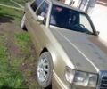 Бежевый Мерседес Е-Класс, объемом двигателя 2 л и пробегом 498 тыс. км за 2800 $, фото 1 на Automoto.ua
