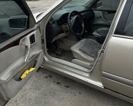 Бежевий Мерседес Е-Клас, об'ємом двигуна 3.2 л та пробігом 414 тис. км за 4200 $, фото 13 на Automoto.ua