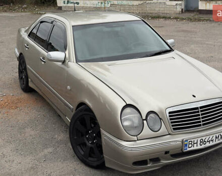 Бежевий Мерседес Е-Клас, об'ємом двигуна 3.2 л та пробігом 414 тис. км за 4200 $, фото 3 на Automoto.ua