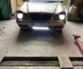 Мерседес Е-Класс 1999 в Умани на Automoto.ua Бежевый Мерседес Е-Класс, объемом двигателя 2.1 л и пробегом 270 тыс. км за 3100 $, фото 4 на Automoto.ua