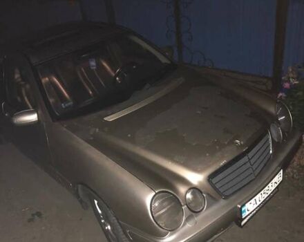 Мерседес Е-Класс 1999 в Умани на Automoto.ua Бежевый Мерседес Е-Класс, объемом двигателя 2.1 л и пробегом 270 тыс. км за 3100 $, фото 2 на Automoto.ua