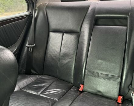 Бежевый Мерседес Е-Класс, объемом двигателя 3.2 л и пробегом 320 тыс. км за 2299 $, фото 5 на Automoto.ua