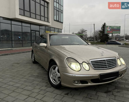 Бежевий Мерседес Е-Клас, об'ємом двигуна 2.6 л та пробігом 295 тис. км за 6200 $, фото 3 на Automoto.ua