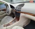 Бежевый Мерседес Е-Класс, объемом двигателя 2.69 л и пробегом 375 тыс. км за 5100 $, фото 44 на Automoto.ua