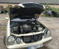 Мерседес Е-Класс 2002 в Пирятине на Automoto.ua Бежевый Мерседес Е-Класс, объемом двигателя 2.1 л и пробегом 579 тыс. км за 3800 $, фото 9 на Automoto.ua