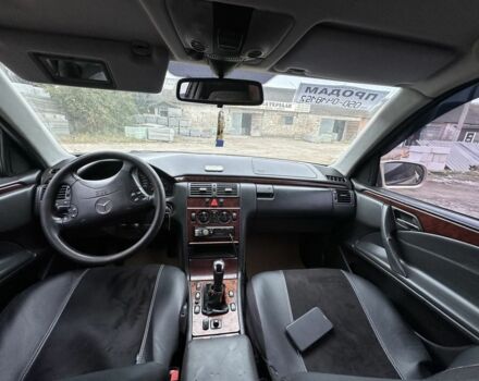 Мерседес Е-Класс 2002 в Пирятине на Automoto.ua Бежевый Мерседес Е-Класс, объемом двигателя 2.1 л и пробегом 579 тыс. км за 3800 $, фото 11 на Automoto.ua