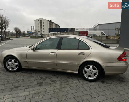Бежевий Мерседес Е-Клас, об'ємом двигуна 2.6 л та пробігом 295 тис. км за 6200 $, фото 8 на Automoto.ua