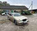 Мерседес Е-Класс 2002 в Пирятине на Automoto.ua Бежевый Мерседес Е-Класс, объемом двигателя 2.1 л и пробегом 579 тыс. км за 3800 $, фото 7 на Automoto.ua