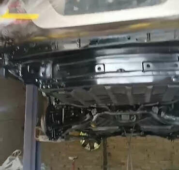 Бежевий Мерседес Е-Клас, об'ємом двигуна 2.6 л та пробігом 295 тис. км за 6200 $, фото 17 на Automoto.ua