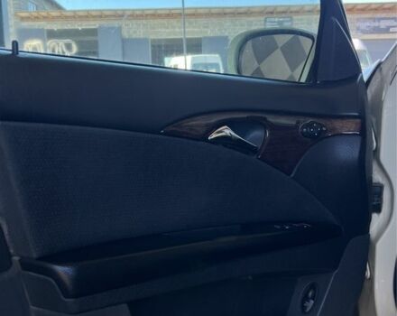 Бежевый Мерседес Е-Класс, объемом двигателя 0 л и пробегом 300 тыс. км за 2650 $, фото 8 на Automoto.ua