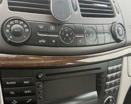 Бежевий Мерседес Е-Клас, об'ємом двигуна 2.1 л та пробігом 319 тис. км за 6700 $, фото 36 на Automoto.ua