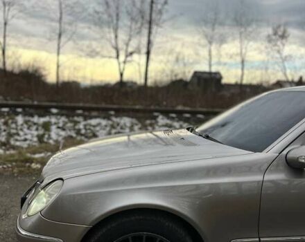 Бежевый Мерседес Е-Класс, объемом двигателя 2.15 л и пробегом 374 тыс. км за 6500 $, фото 1 на Automoto.ua