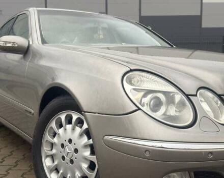 Бежевий Мерседес Е-Клас, об'ємом двигуна 2.1 л та пробігом 319 тис. км за 6700 $, фото 2 на Automoto.ua