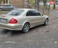 Бежевый Мерседес Е-Класс, объемом двигателя 3.2 л и пробегом 304 тыс. км за 6200 $, фото 7 на Automoto.ua