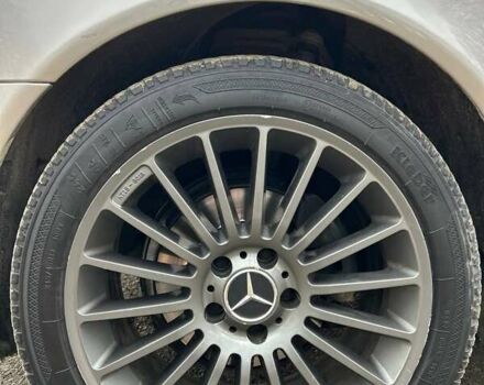 Бежевый Мерседес Е-Класс, объемом двигателя 2.15 л и пробегом 374 тыс. км за 6500 $, фото 2 на Automoto.ua