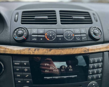 Бежевий Мерседес Е-Клас, об'ємом двигуна 2.15 л та пробігом 374 тис. км за 6300 $, фото 33 на Automoto.ua