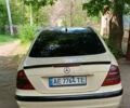 Мерседес Е-Класс 2005 в Кривом Роге на Automoto.ua Бежевый Мерседес Е-Класс, объемом двигателя 2.1 л и пробегом 326 тыс. км за 6200 $, фото 10 на Automoto.ua