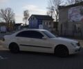 Бежевий Мерседес Е-Клас, об'ємом двигуна 2.2 л та пробігом 350 тис. км за 3150 $, фото 2 на Automoto.ua