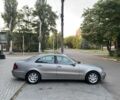 Бежевый Мерседес Е-Класс, объемом двигателя 2.2 л и пробегом 250 тыс. км за 3450 $, фото 3 на Automoto.ua