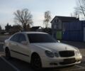 Бежевий Мерседес Е-Клас, об'ємом двигуна 2.2 л та пробігом 350 тис. км за 3150 $, фото 1 на Automoto.ua