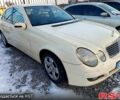 Бежевый Мерседес Е-Класс, объемом двигателя 2.1 л и пробегом 230 тыс. км за 6500 $, фото 1 на Automoto.ua