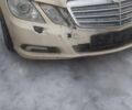 Бежевый Мерседес Е-Класс, объемом двигателя 2.2 л и пробегом 650 тыс. км за 3484 $, фото 9 на Automoto.ua