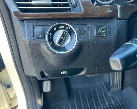 Бежевий Мерседес Е-Клас, об'ємом двигуна 1.8 л та пробігом 340 тис. км за 8400 $, фото 14 на Automoto.ua