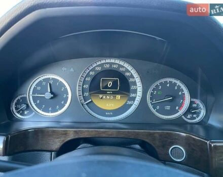 Бежевий Мерседес Е-Клас, об'ємом двигуна 1.8 л та пробігом 340 тис. км за 8400 $, фото 17 на Automoto.ua