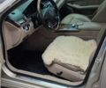 Бежевий Мерседес Е-Клас, об'ємом двигуна 3 л та пробігом 260 тис. км за 15000 $, фото 8 на Automoto.ua