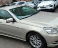 Бежевий Мерседес Е-Клас, об'ємом двигуна 3 л та пробігом 260 тис. км за 15000 $, фото 4 на Automoto.ua