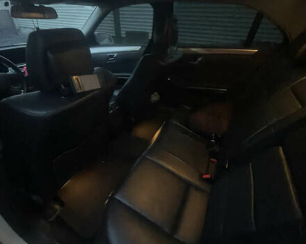 Бежевый Мерседес Е-Класс, объемом двигателя 2.14 л и пробегом 500 тыс. км за 9500 $, фото 11 на Automoto.ua