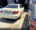 Бежевий Мерседес Е-Клас, об'ємом двигуна 2.1 л та пробігом 450 тис. км за 9000 $, фото 1 на Automoto.ua