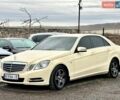 Бежевый Мерседес Е-Класс, объемом двигателя 2.14 л и пробегом 270 тыс. км за 14000 $, фото 1 на Automoto.ua