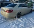 Бежевый Мерседес Е-Класс, объемом двигателя 2.1 л и пробегом 242 тыс. км за 11000 $, фото 1 на Automoto.ua