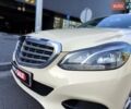 Бежевый Мерседес Е-Класс, объемом двигателя 2.2 л и пробегом 450 тыс. км за 9990 $, фото 1 на Automoto.ua