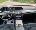 Бежевый Мерседес Е-Класс, объемом двигателя 2.14 л и пробегом 315 тыс. км за 13900 $, фото 9 на Automoto.ua
