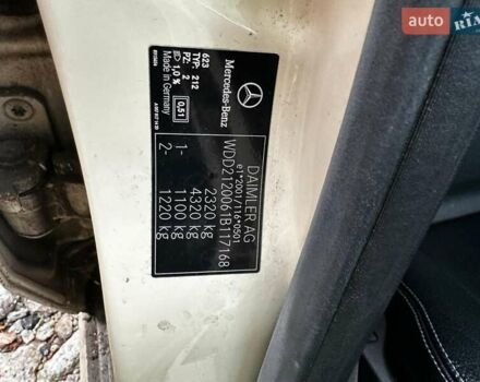 Бежевий Мерседес Е-Клас, об'ємом двигуна 2.2 л та пробігом 360 тис. км за 4500 $, фото 18 на Automoto.ua