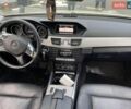 Бежевий Мерседес Е-Клас, об'ємом двигуна 2.1 л та пробігом 200 тис. км за 15069 $, фото 1 на Automoto.ua