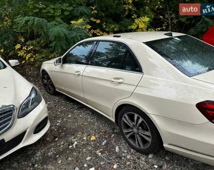 Бежевий Мерседес Е-Клас, об'ємом двигуна 2.2 л та пробігом 360 тис. км за 4500 $, фото 3 на Automoto.ua