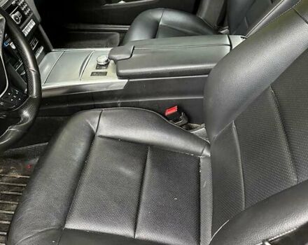 Бежевий Мерседес Е-Клас, об'ємом двигуна 2.2 л та пробігом 360 тис. км за 4500 $, фото 6 на Automoto.ua