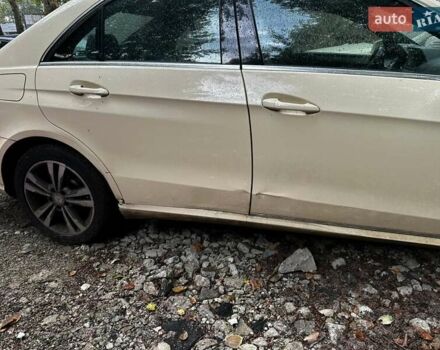 Бежевий Мерседес Е-Клас, об'ємом двигуна 2.2 л та пробігом 360 тис. км за 4500 $, фото 14 на Automoto.ua