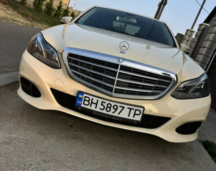 Бежевый Мерседес Е-Класс, объемом двигателя 2.1 л и пробегом 590 тыс. км за 13200 $, фото 9 на Automoto.ua