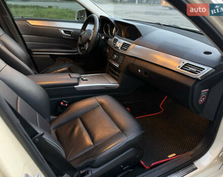 Мерседес Е-Клас 2015 у Сумах на Automoto.ua Бежевий Мерседес Е-Клас, об'ємом двигуна 2.14 л та пробігом 200 тис. км за 14900 $, фото 8 на Automoto.ua
