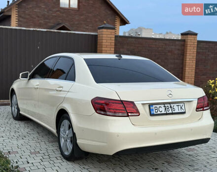 Мерседес Е-Клас 2015 у Сумах на Automoto.ua Бежевий Мерседес Е-Клас, об'ємом двигуна 2.14 л та пробігом 200 тис. км за 14900 $, фото 4 на Automoto.ua