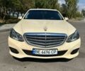 Бежевий Мерседес Е-Клас, об'ємом двигуна 2.1 л та пробігом 455 тис. км за 12999 $, фото 8 на Automoto.ua
