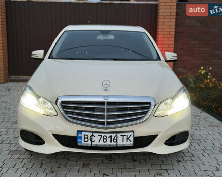 Мерседес Е-Клас 2015 у Сумах на Automoto.ua Бежевий Мерседес Е-Клас, об'ємом двигуна 2.14 л та пробігом 200 тис. км за 14900 $, фото 2 на Automoto.ua