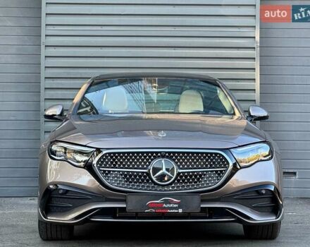 Бежевый Мерседес Е-Класс, объемом двигателя 2 л и пробегом 1 тыс. км за 75900 $, фото 6 на Automoto.ua