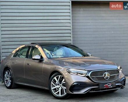 Бежевый Мерседес Е-Класс, объемом двигателя 2 л и пробегом 1 тыс. км за 75900 $, фото 5 на Automoto.ua